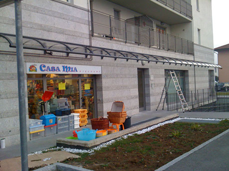 POSA PENSILINA IN PLEXIGLASS BERGAMO E PROVINCIA